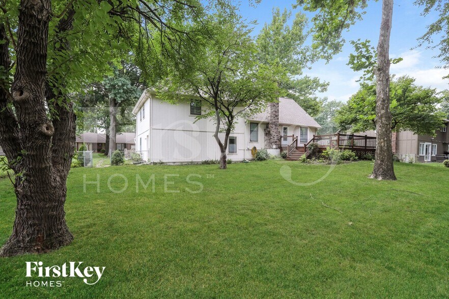 Building Photo - 1018 SE 4th St