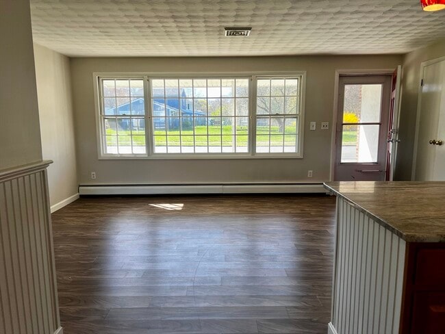 Building Photo - 1 Perkins Rd