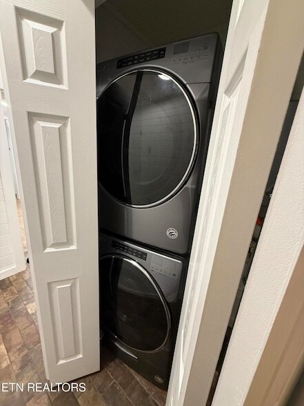 Building Photo - 167 Garden Rd