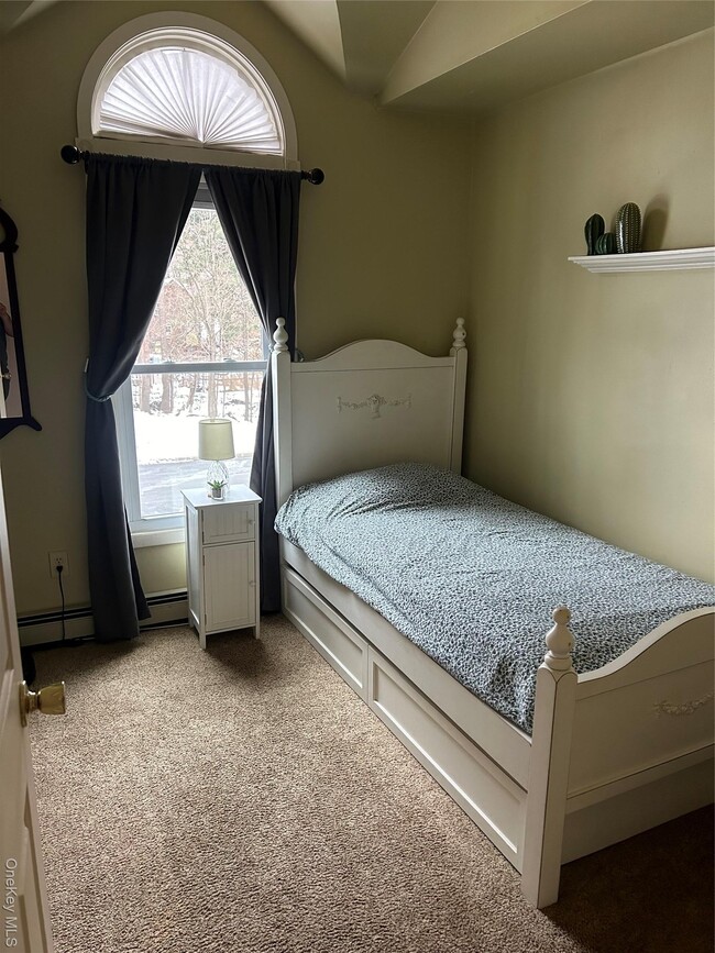 Building Photo - 48 Angela Ct