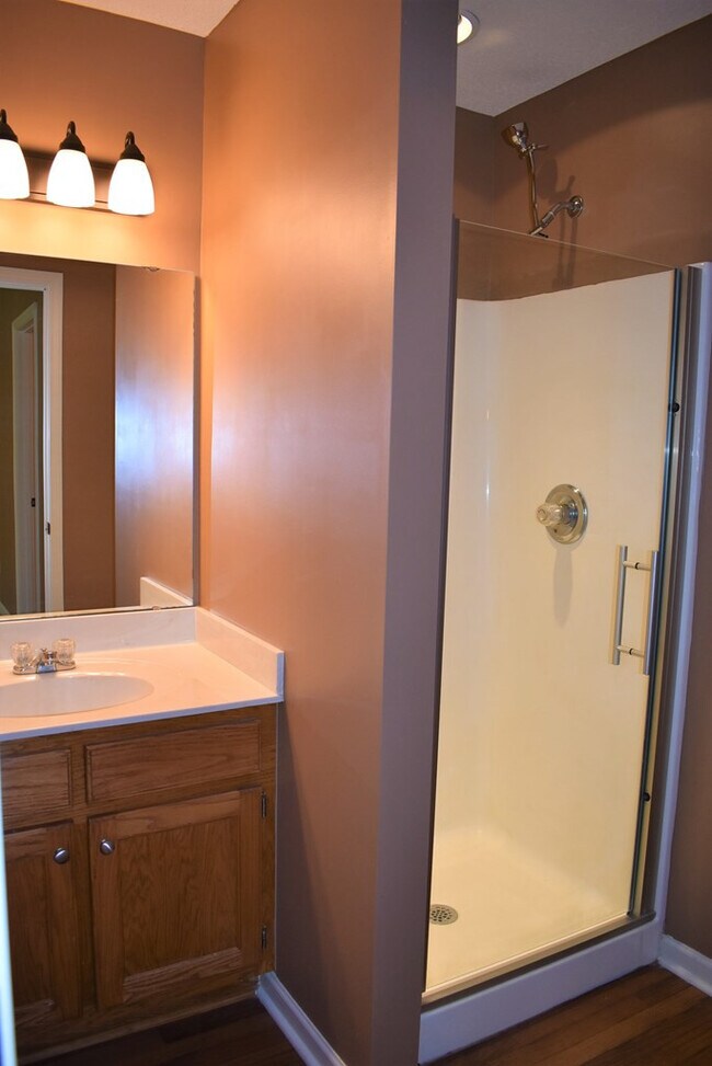 Building Photo - 2470 Navigator Cir