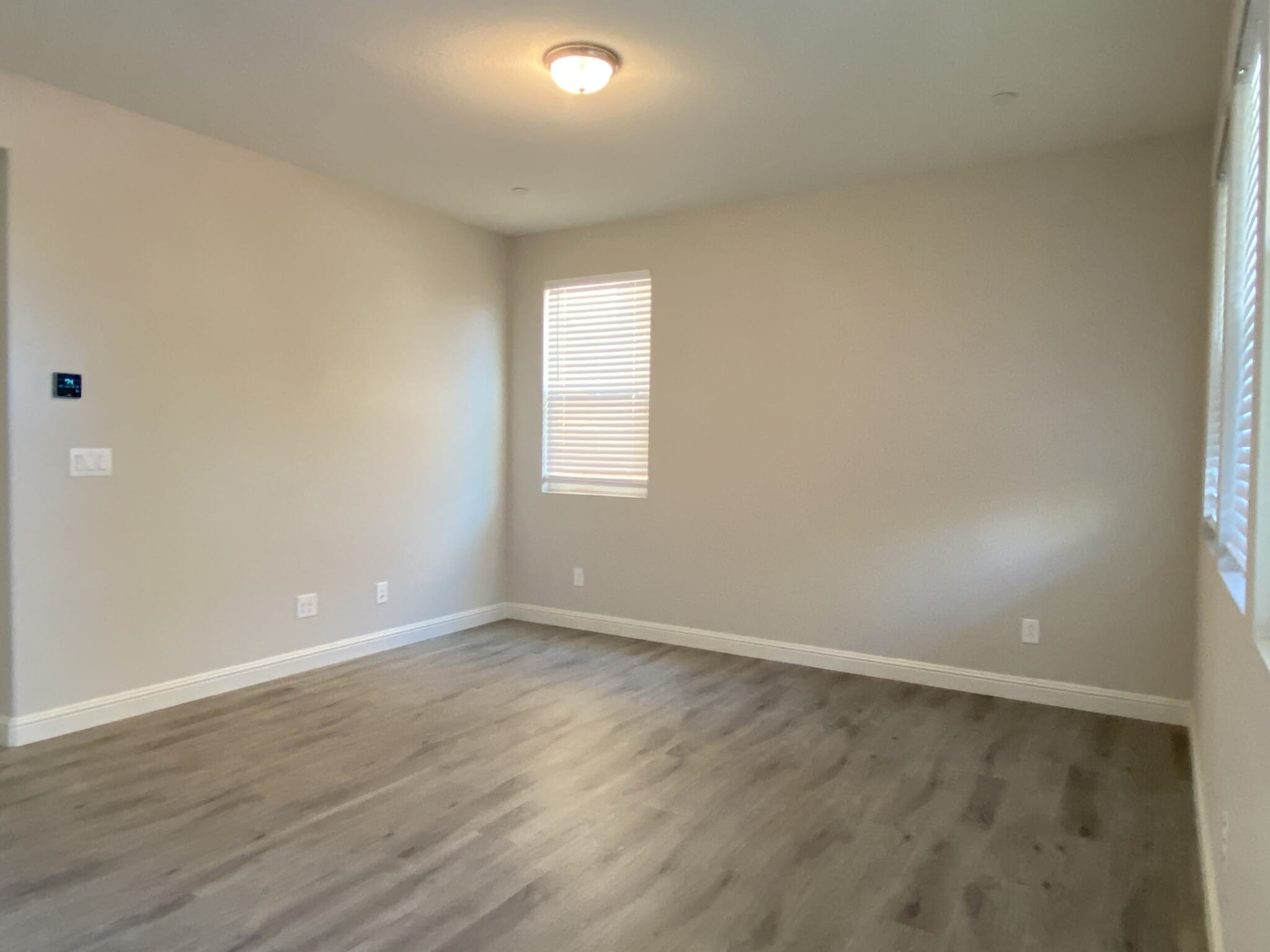 Building Photo - 220 Uccello Way