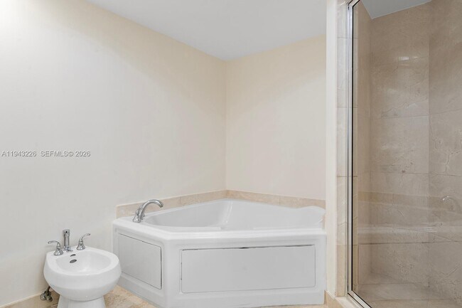 Building Photo - 17555 Atlantic Blvd