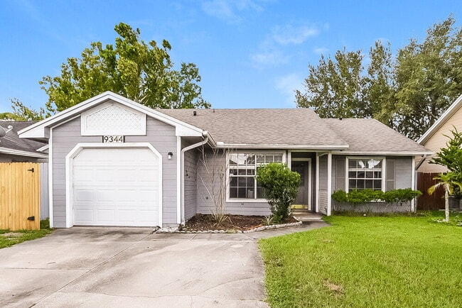 Building Photo - 9344 Chandon Dr