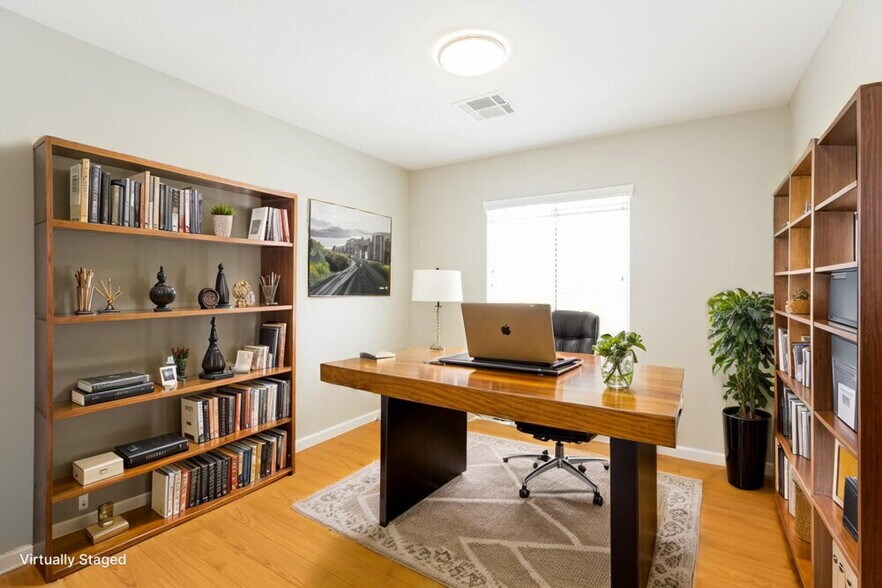 Building Photo - 8752 S Cadence Crossing Way