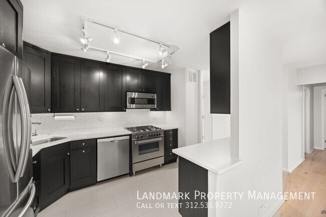 Building Photo - 2800 N Lake Shore Dr