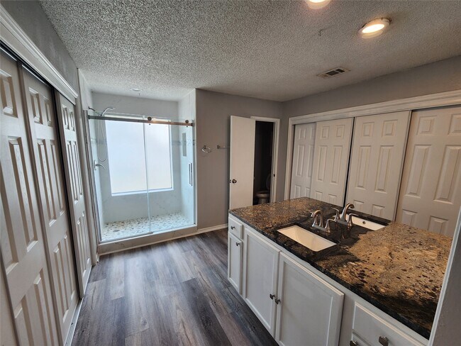 Building Photo - 12239 Kleinmeadow Dr