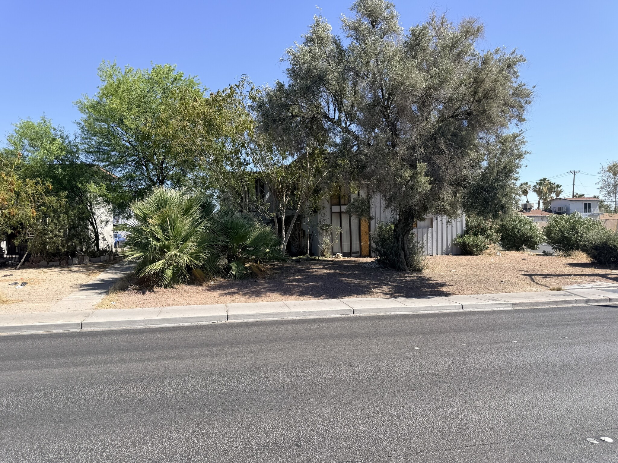 Street View - 1486 E Desert Inn Rd