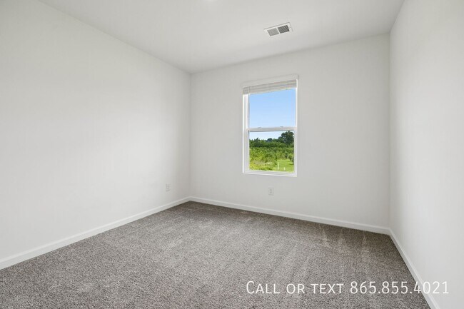 Building Photo - 515 Forsberg Ct