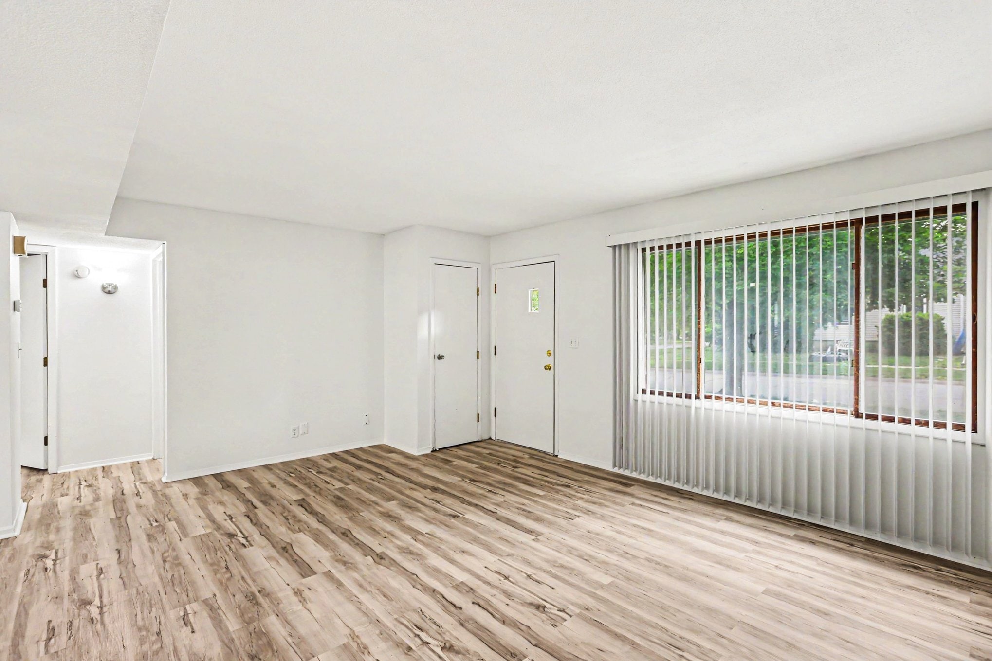 Building Photo - 4435 N 68th St