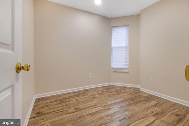 Building Photo - 2231 Orem Ave