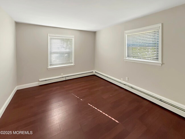 Building Photo - 33 Prospect Ave