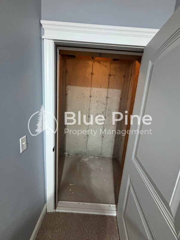 Building Photo - 6020 Bryson Ln