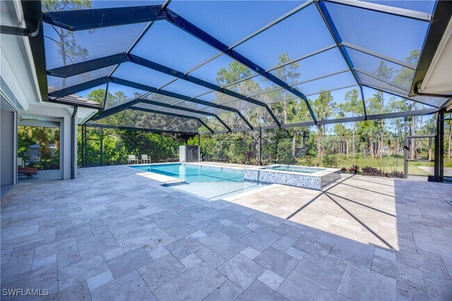 Building Photo - 4885 Tamarind Ridge Dr