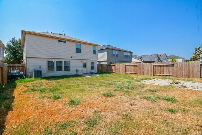 Building Photo - 15426 Lynford Crest Dr