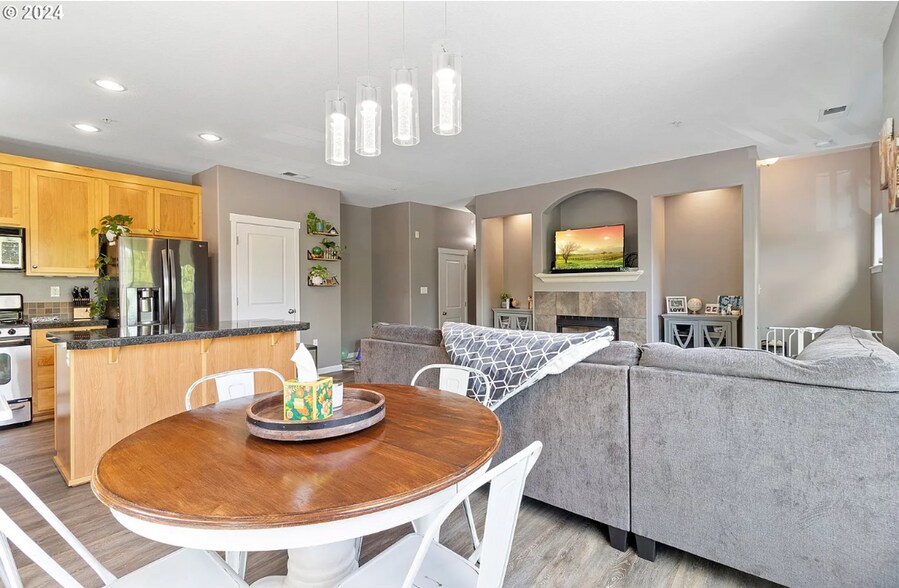 Building Photo - 22802 SW Forest Creek Dr