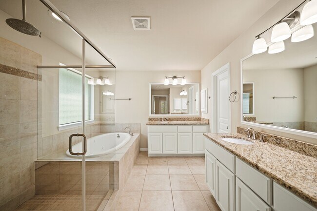 Building Photo - 1121 Beall Landing Ct