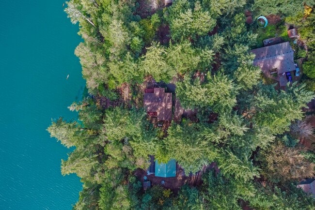 Building Photo - 22311 Overlake Loop SE