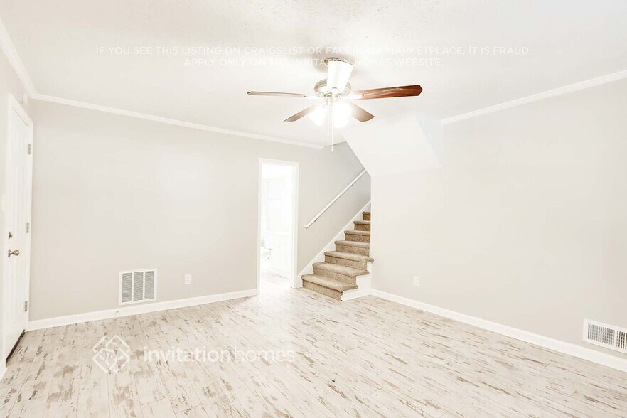 Building Photo - 5779 Simone Dr
