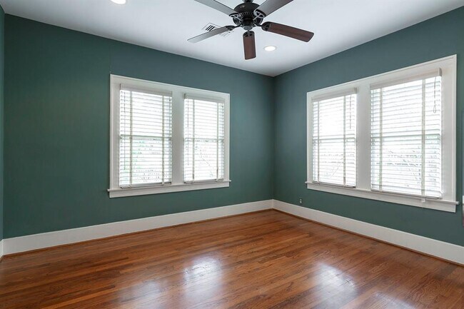 Building Photo - 811 Fugate St