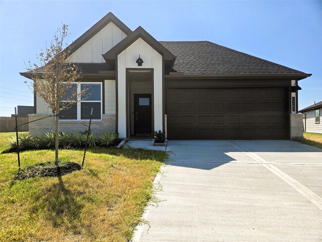 Primary Photo - 1203 Via Sacra Dr