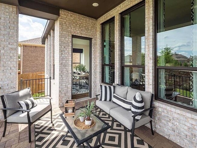 Building Photo - 2516 Carretera Dr