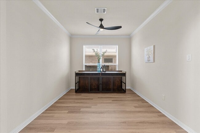 Building Photo - 23109 Zinfandel Dr