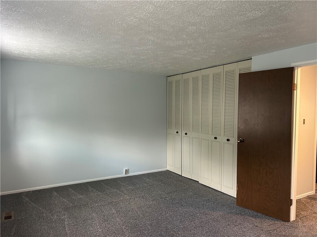 Building Photo - 3101 Camberly Dr