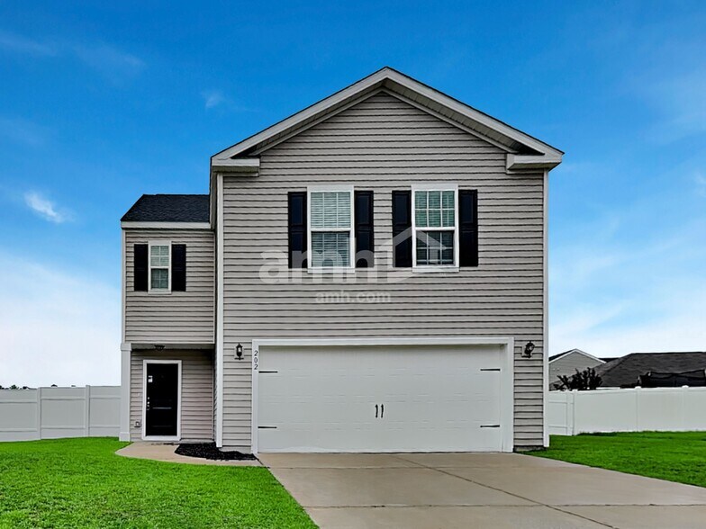 Primary Photo - 202 Bellflower Cir