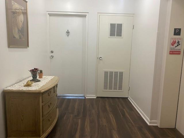 Building Photo - 53 Academy Ave