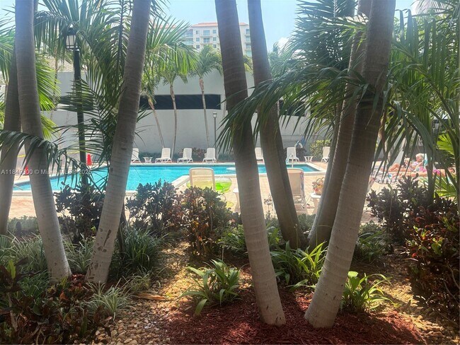 Building Photo - 3031 N Ocean Blvd