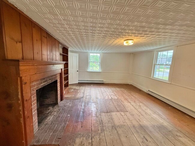 Building Photo - 383 Sanborn Rd