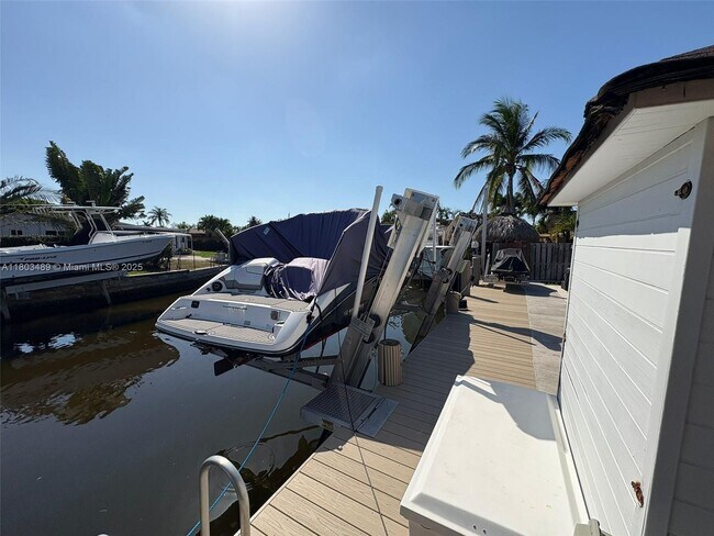 Building Photo - 963 Nautilus Isle