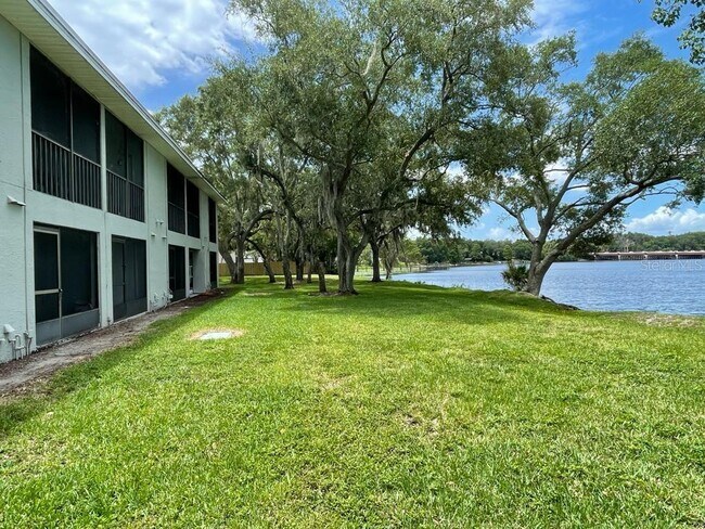 Building Photo - 7155 E Bank Dr