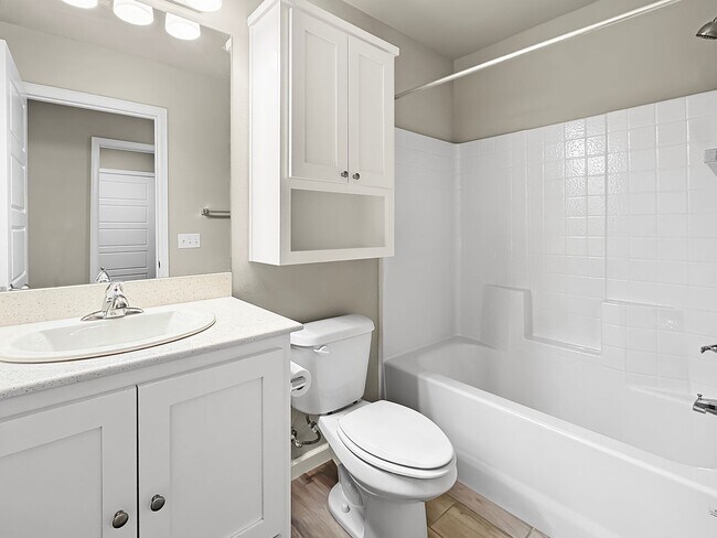 Building Photo - Stunning New Construction in Broken Arrow!