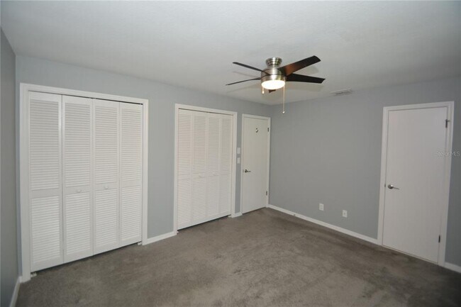Building Photo - 14 Bolling Ln