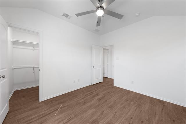 Building Photo - 304 Knoll Pines Drive