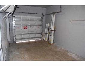 Building Photo - 521 Princess Dr