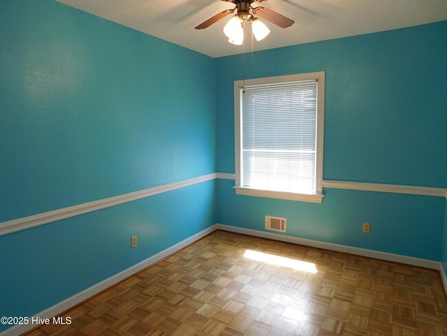 Building Photo - 6109 Schooner Ct