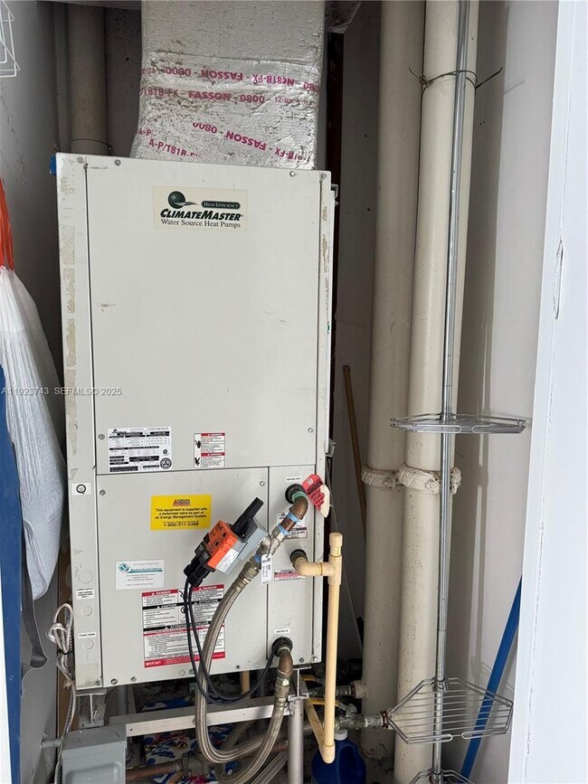 Building Photo - 1830 S Ocean Dr