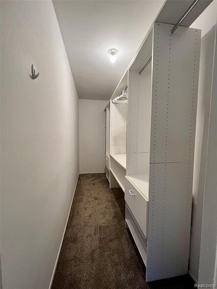 Building Photo - 521 E University Dr