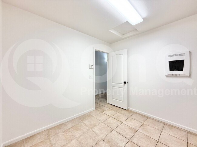 Building Photo - 16510 W Baden Ave