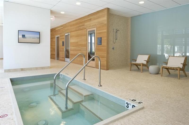 Building Photo - 332 E Wacker Dr