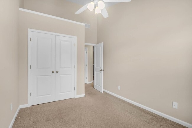 Building Photo - 4964 Hay Bale Ct