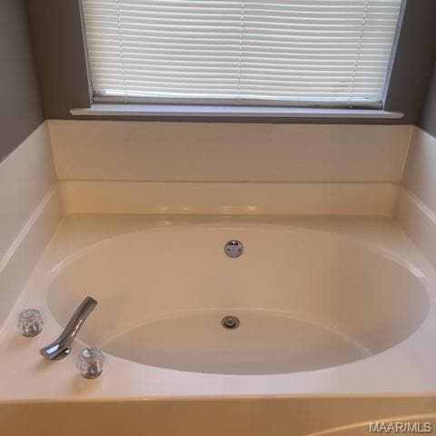 Building Photo - 932 Eastern Oaks Dr