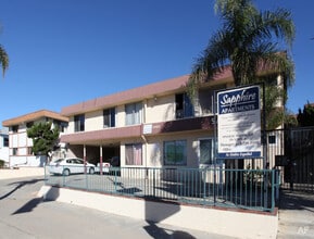 Building Photo - 1440 Lincoln Ave