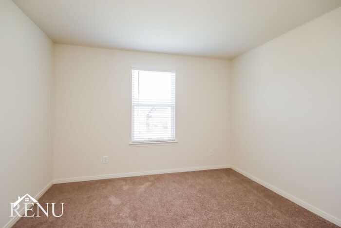 Building Photo - 25477 Black Spruce Dr