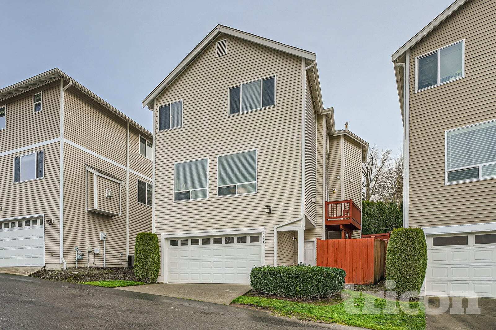 Building Photo - 2514 Chateau Dr