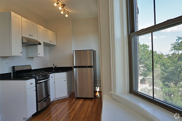Building Photo - 120 Willow St