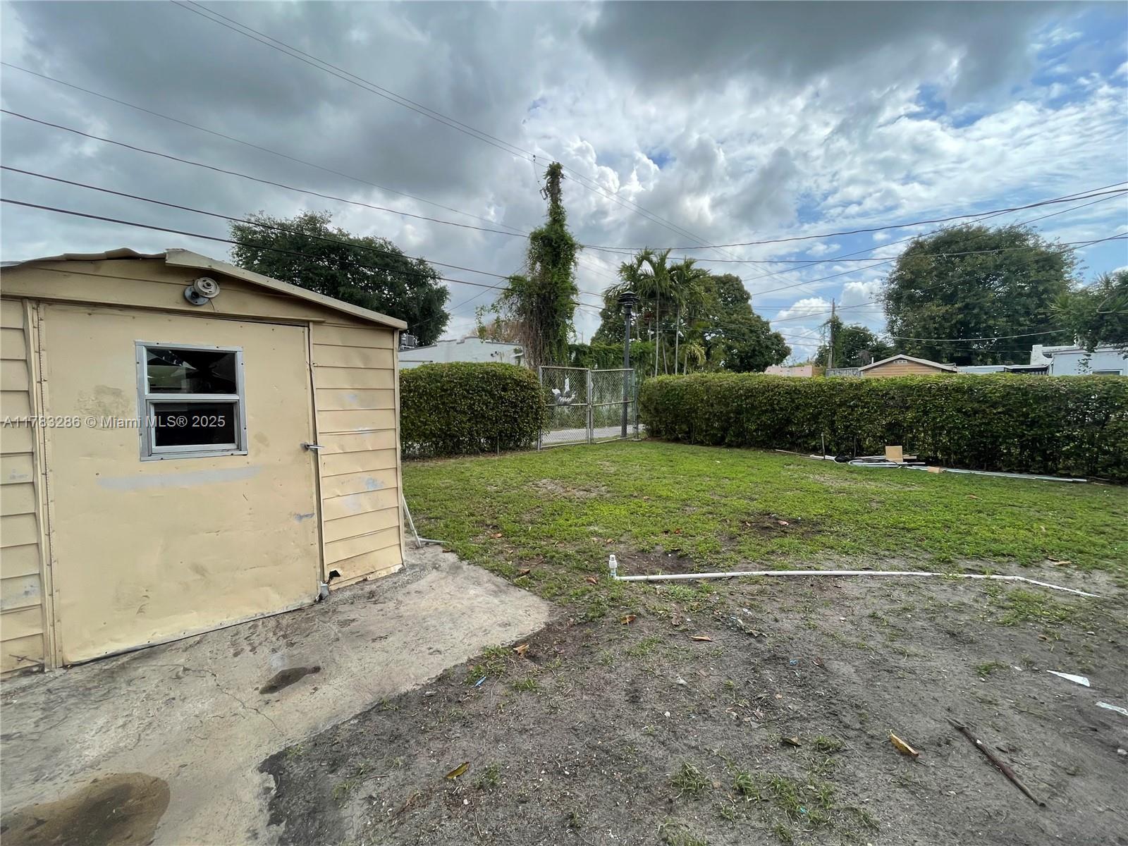 Building Photo - 937 NW 46th St